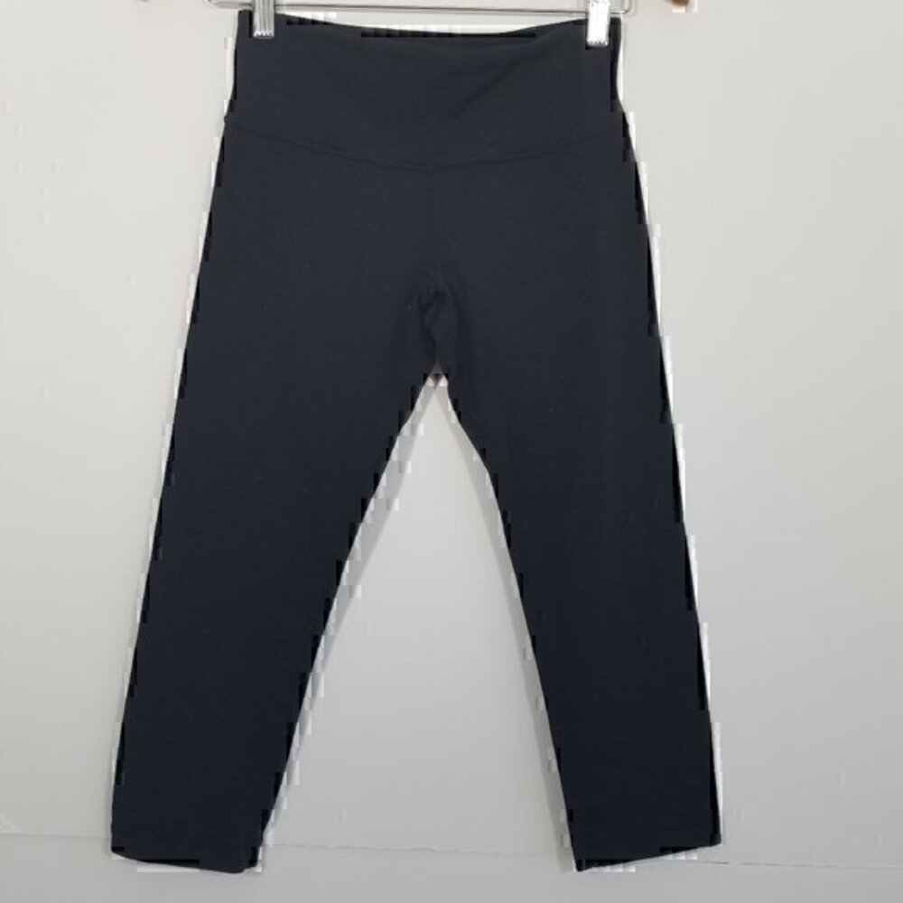 Lululemon Athletica Crop Leggings Size 6